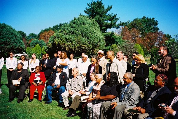 [Gathering listens to Jon Faddis explain Fats' legacy.]